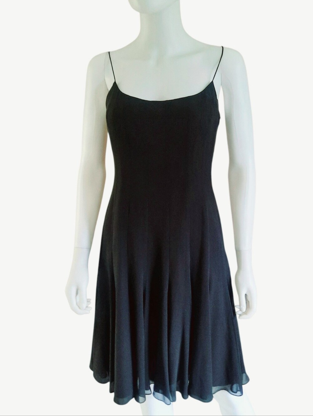 MAGGY LONDON Black Silk Spaghetti Strap Fit & Flare Knee Length Dress Sz 2P